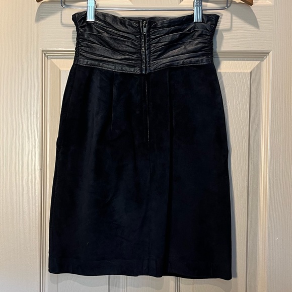 Vintage Leather & Suede High-waisted Skirt by Danier - Picture 2 of 8